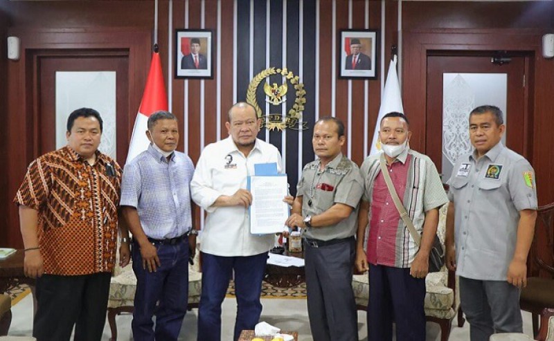 Smallholders Told Chairman of Indonesian Representative: Save 17 Million of Smallholders and Labors